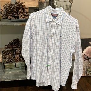 Vineyard Vines button down